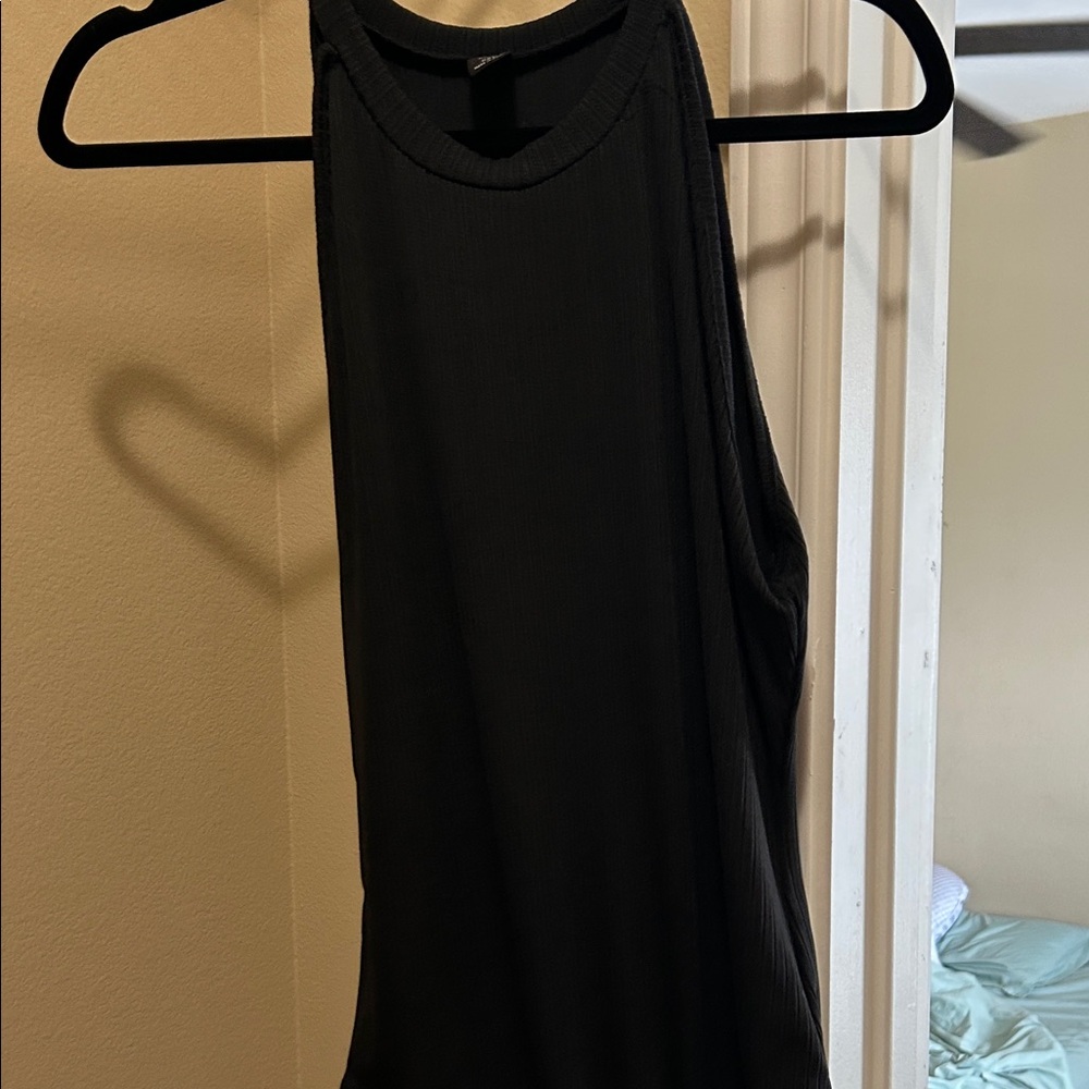Black Sleeveless Women's Top